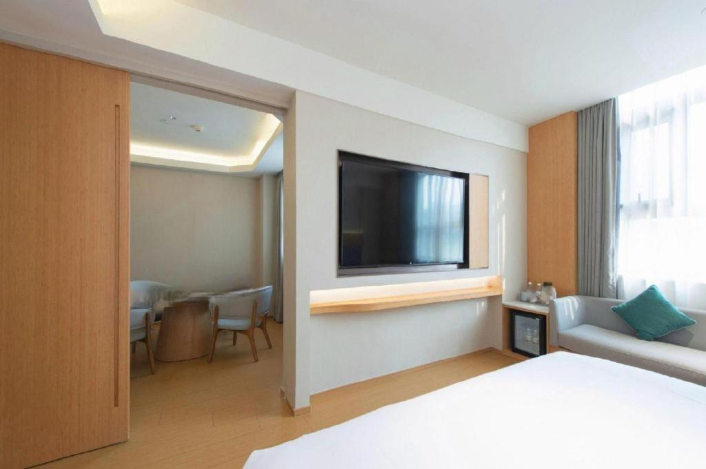 Ji Hotel Xi'An Dayanta Екстериор снимка